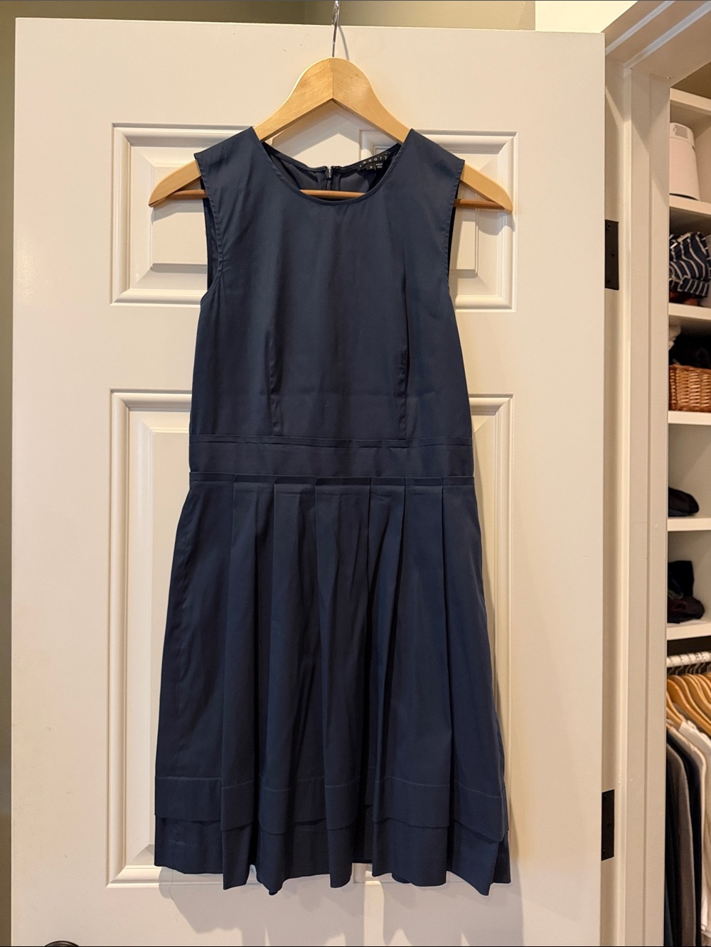 Theory size 0 navy dress